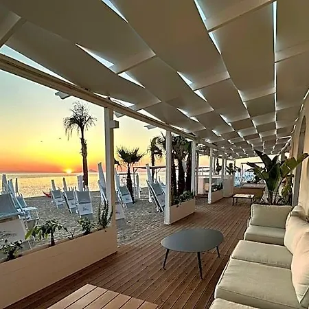 Hotel Blanche Holidays
