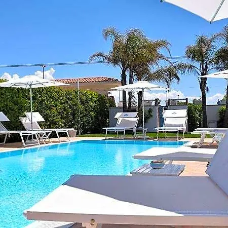 Blanche Holidays 3*