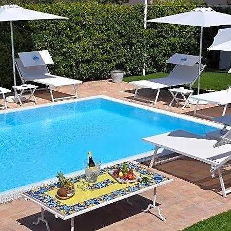 Blanche Holidays مارسالا